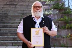 Pentti-Ojajärvi_mestaripelimanni.JPG-nggid017-ngg0dyn-480x320x82-00f0w010c011r110f110r010t010