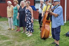 vKaustinen_kapula_Shampanjagaloppi_05-Suuri